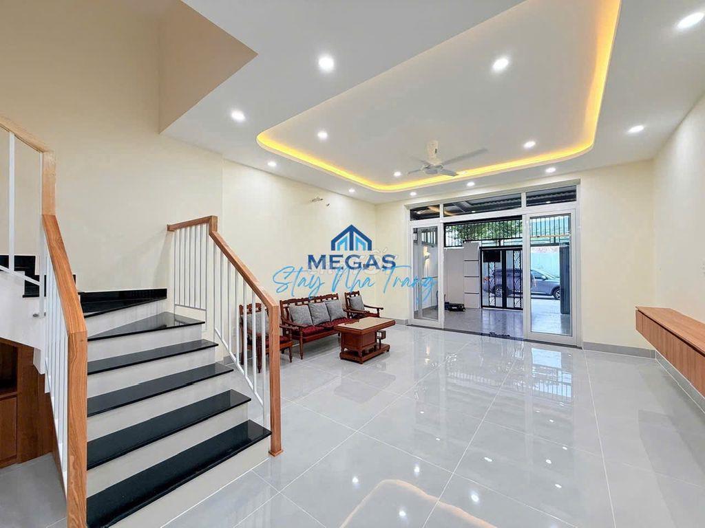 NHÀ NGUYÊN CĂN 3 PHÒNG NGỦ NỘI THẤT MỚI KDT MỸ GIA ( G2 )
