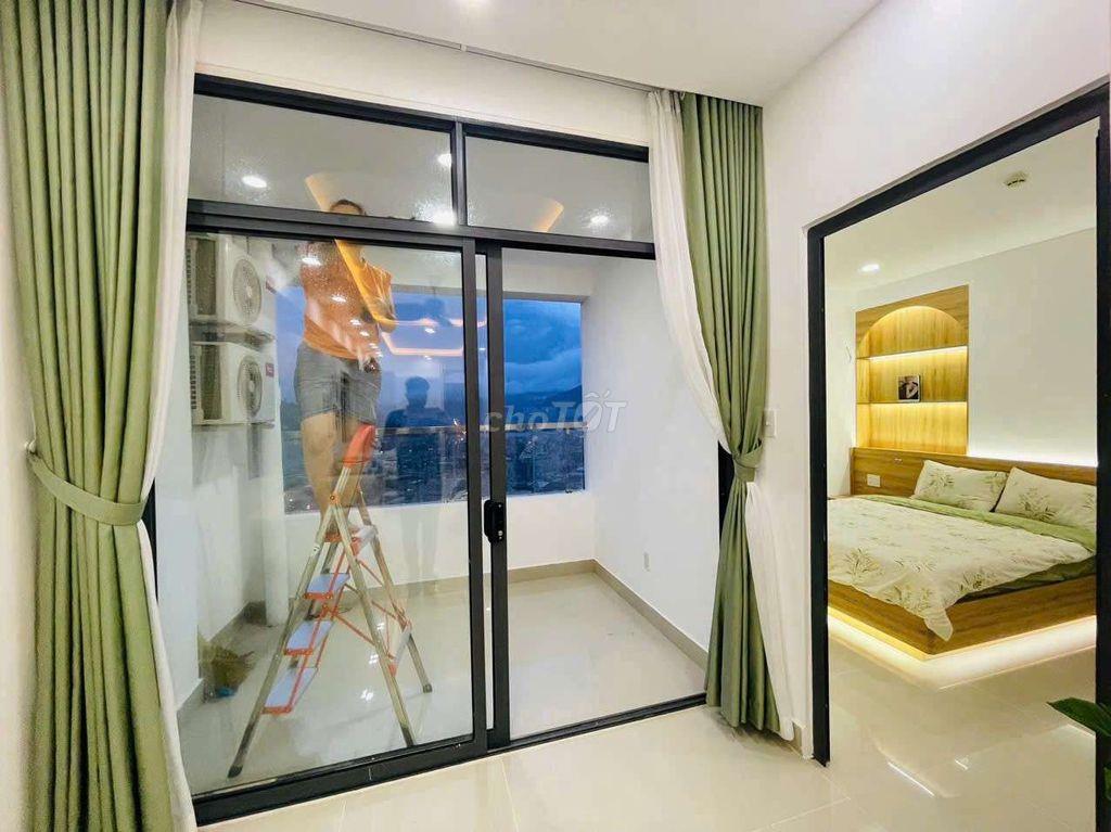 Cho thuê căn hộ góc view biển Napoleon Nha Trang
