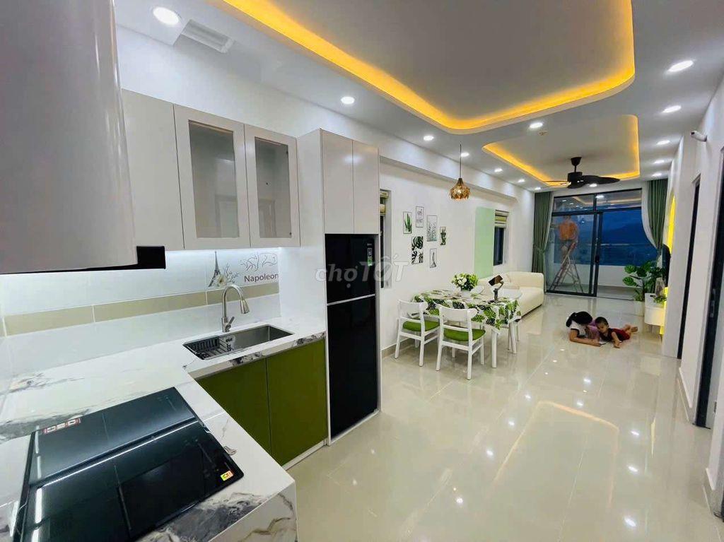 Cho thuê căn hộ góc view biển Napoleon Nha Trang