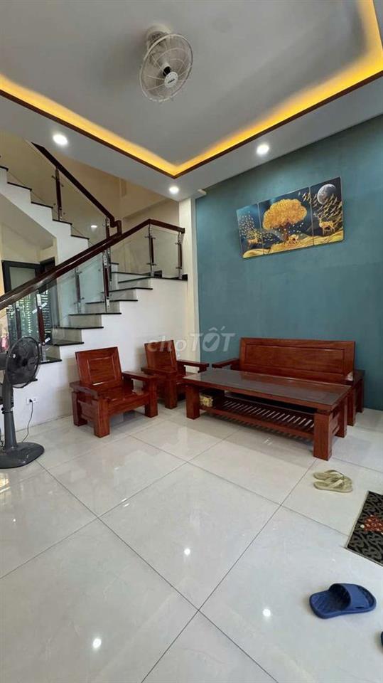 DGT CHO THUÊ NHÀ NGUYÊN CĂN – MỚI ĐẸP 3PN, 3WC – BẮC NHA TRANG