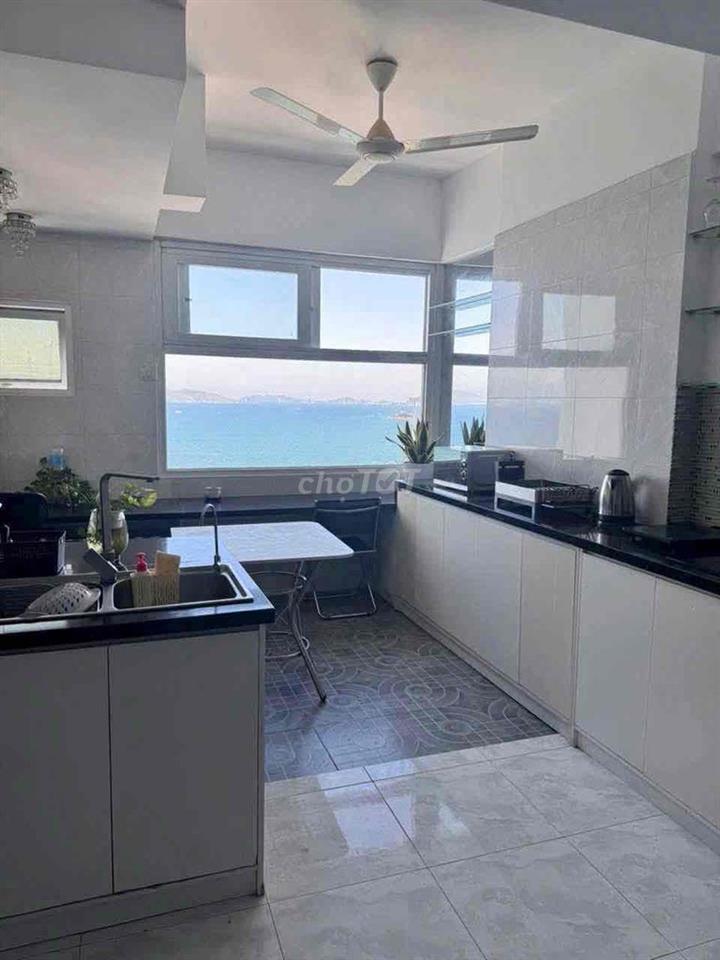 cho thuê căn hộ 3 phòng ngủ Phía Bắc Nha Trang