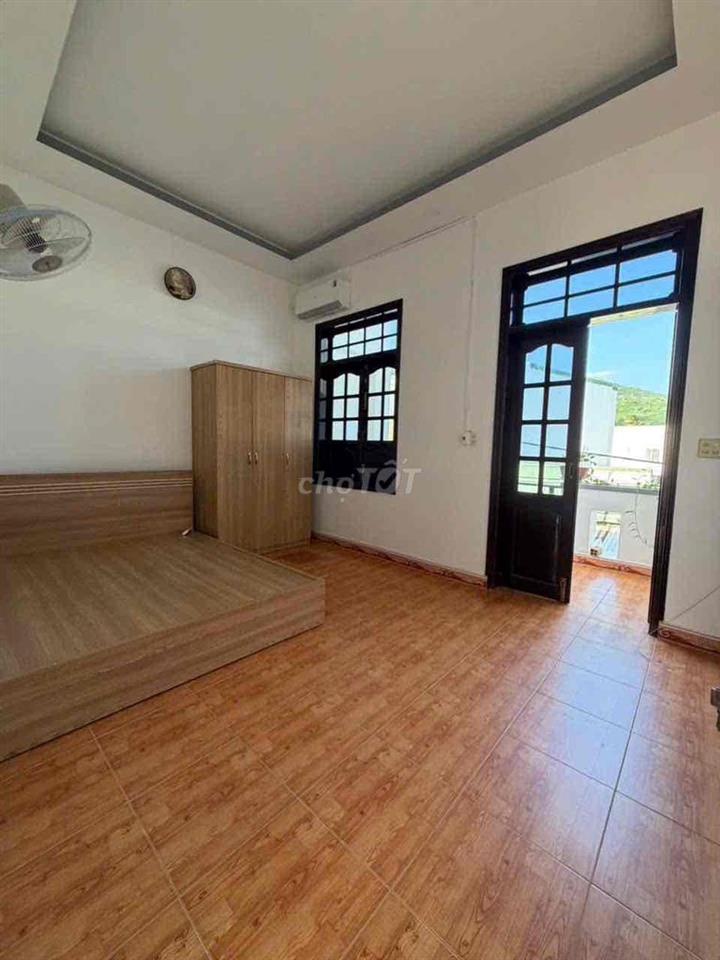 cho thuê nhà 3 phòng ngủ, Bắc Nha Trang