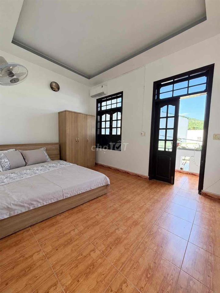 cho thuê nhà 3 phòng ngủ, Bắc Nha Trang
