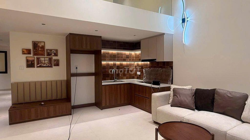 Cho thuê nhà nguyên căn cao cấp mới 100% gần biển Hòn Chồng Nha Trang