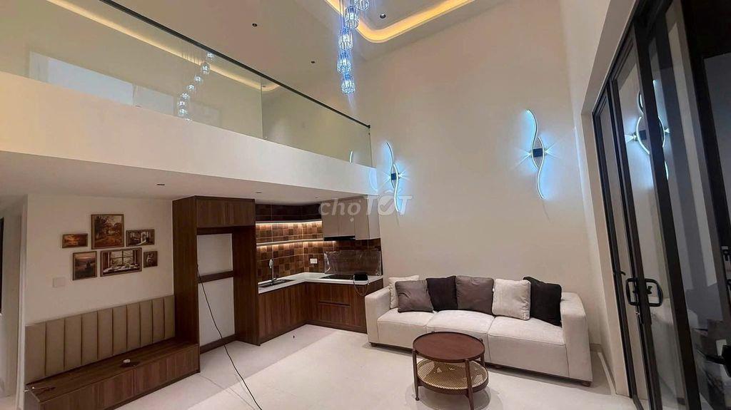 Cho thuê nhà nguyên căn cao cấp mới 100% gần biển Hòn Chồng Nha Trang