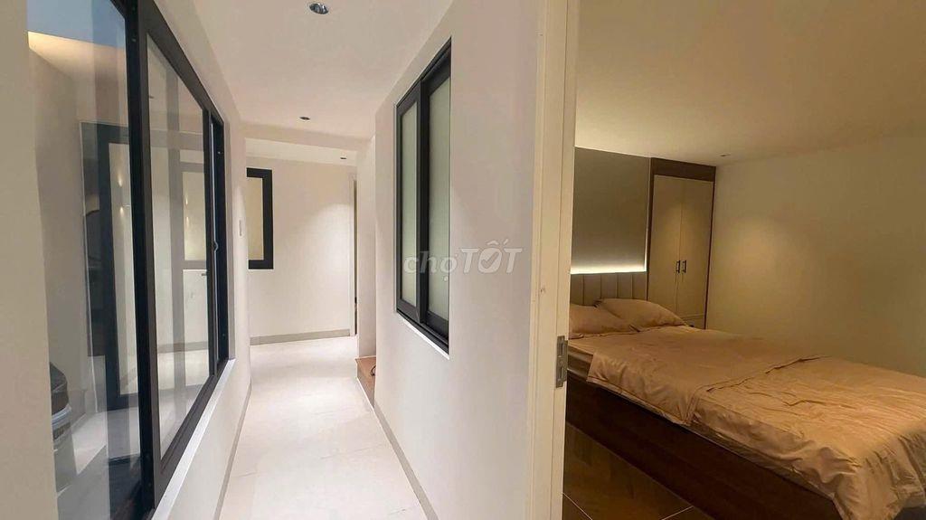 Cho thuê nhà nguyên căn cao cấp mới 100% gần biển Hòn Chồng Nha Trang