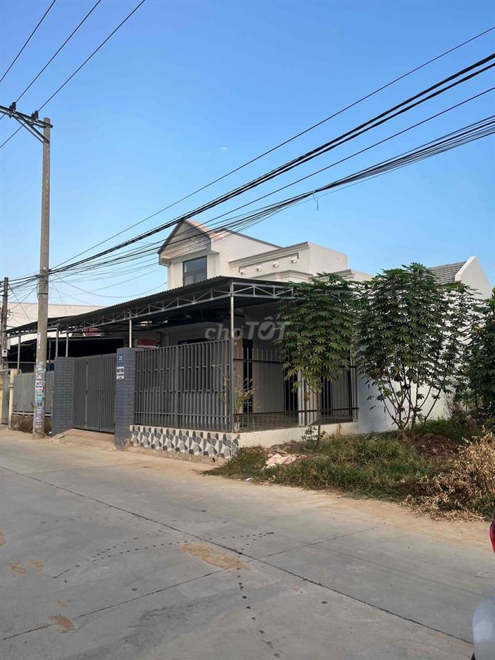 Nhà mặt tiền nha trang