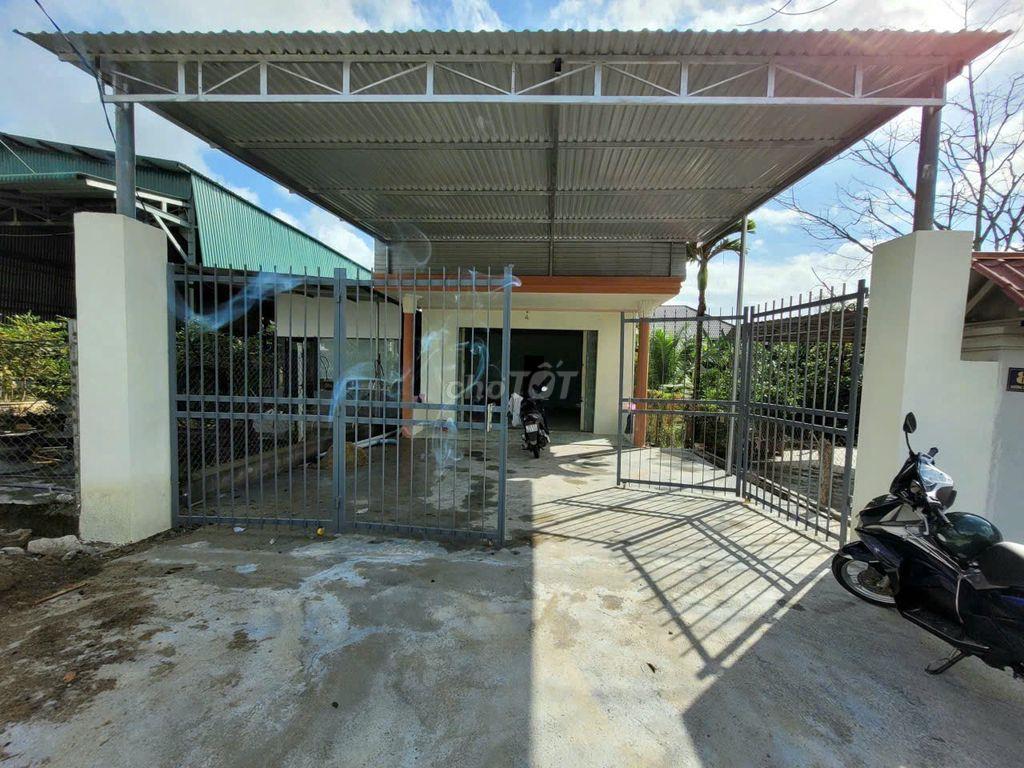 Bán nhà có thổ cư mặt đường nhựa 16m, 7*32m.
