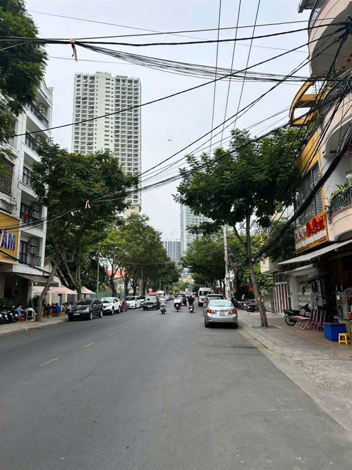 Mặt tiền đường Pasteur Nha Trang Cạnh biển Trần Phú