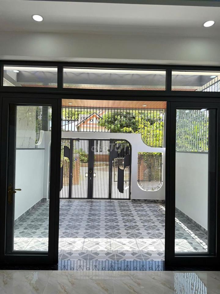 Hiếm!!! Bán Nhà mặt tiền Cầu Bè 101m² Có phòng ngủ tầng trệt, sân ô tô
