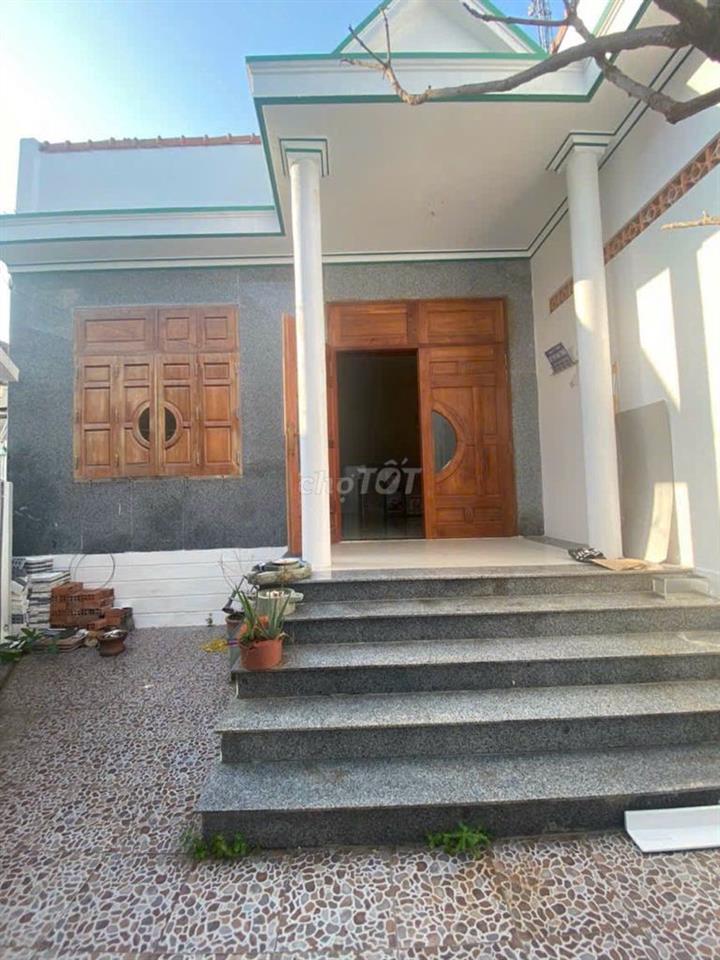 Bán nhà hẻm xe máy