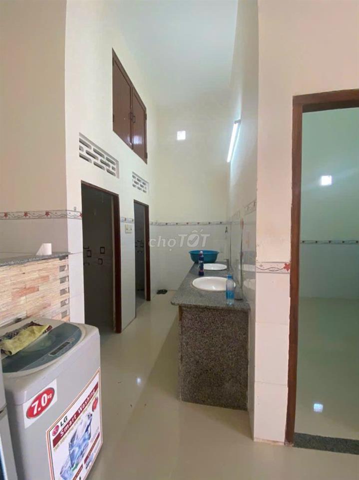 Bán nhà hẻm xe máy