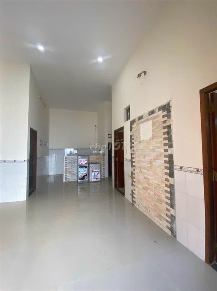 Bán nhà hẻm xe máy