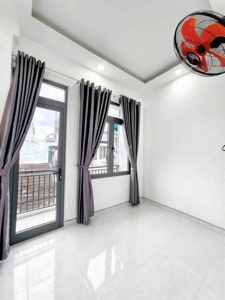 CHO THUÊ NHÀ NGUYÊN CĂN 2 PHÒNG NGỦ GẦN CHỢ PHƯƠNG SÀI  8 TRIỆU/THÁNG