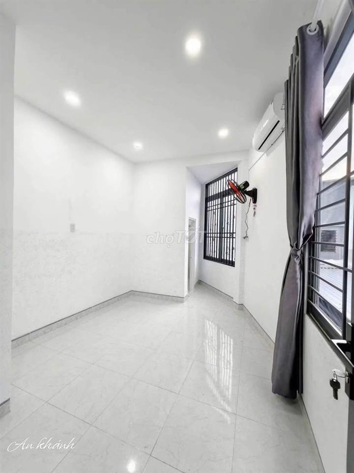 CHO THUÊ NHÀ NGUYÊN CĂN 2 PHÒNG NGỦ GẦN CHỢ PHƯƠNG SÀI  8 TRIỆU/THÁNG