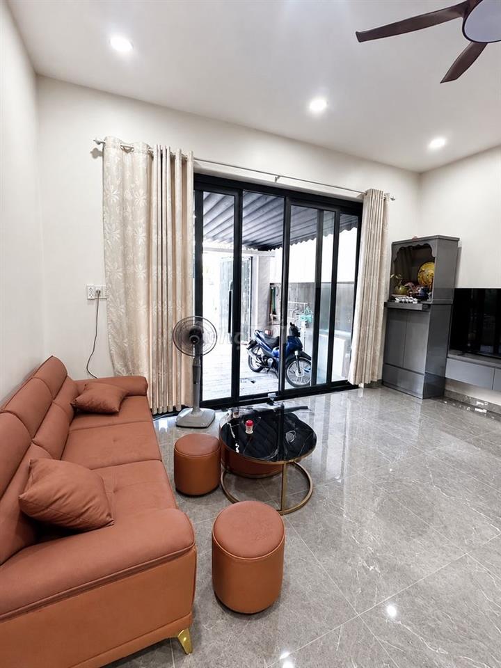 CHO THUÊ VILLA SÂN VƯỜN KHU HÒN XỆN BẮC NHA TRANG GIÁ 24 TRIỆU/THÁNG