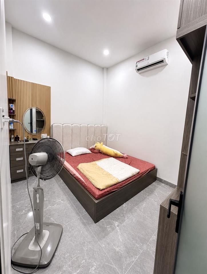 CHO THUÊ VILLA SÂN VƯỜN KHU HÒN XỆN BẮC NHA TRANG GIÁ 24 TRIỆU/THÁNG