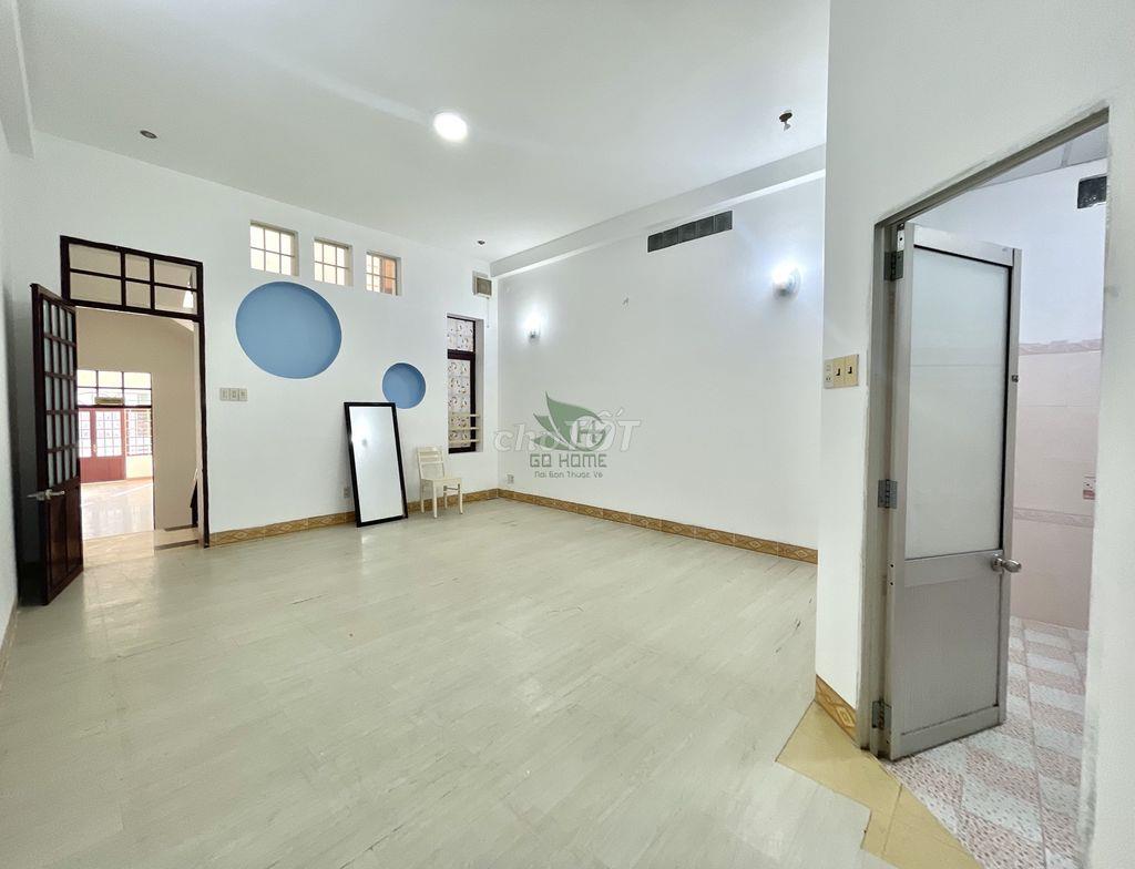 CHO THUÊ NHÀ KINH DOANH 4 TẦNG 6 PHÒNG LỚN KHU BÀN CỜ GIÁ 30 TRIỆU
