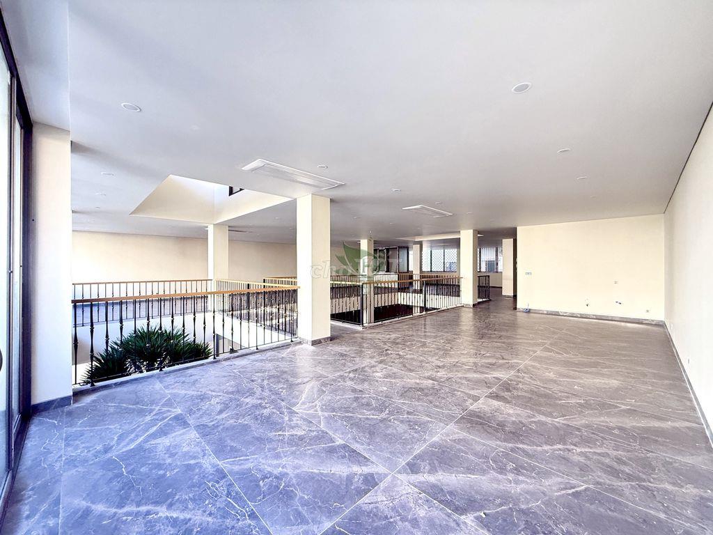 CHO THUÊ MẶT BẰNG 2 TẦNG SIÊU RỘNG 750M2 NGANG 15M GIÁ 100 TRIỆU/THÁNG