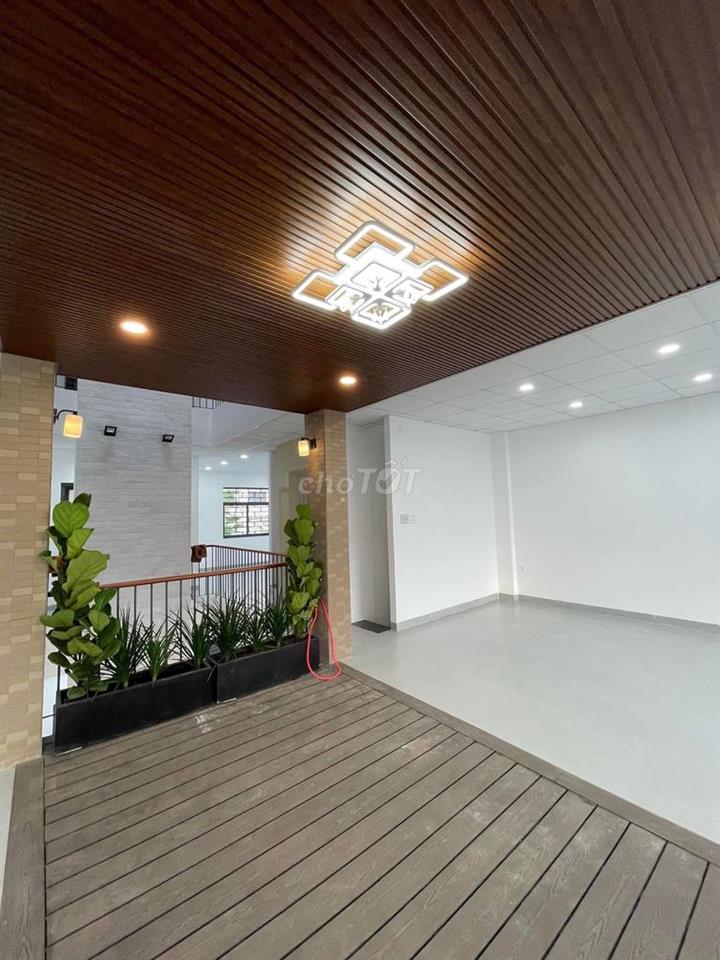 NHÀ KINH DOANH NGANG 10M VCN PHƯỚC LONG GIÁ 45 TRIỆU/THÁNG