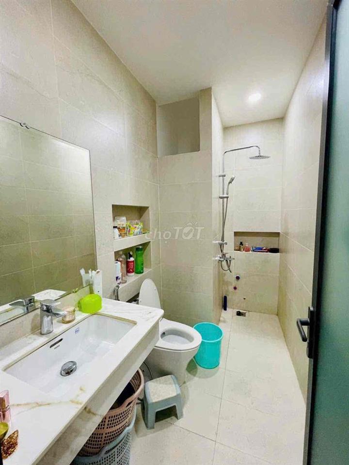 CHO THUÊ NHÀ Ở CÓ THANG MÁY KĐT HÀ QUANG 2 GIÁ 35 TRIỆU/THÁNG