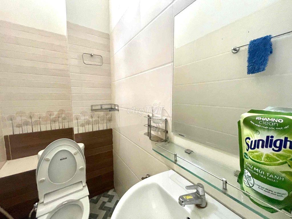 CHO THUÊ NHÀ Ở KINH DOANH KHU BÀN CỜ GIÁ 20 TRIỆU/THÁNG