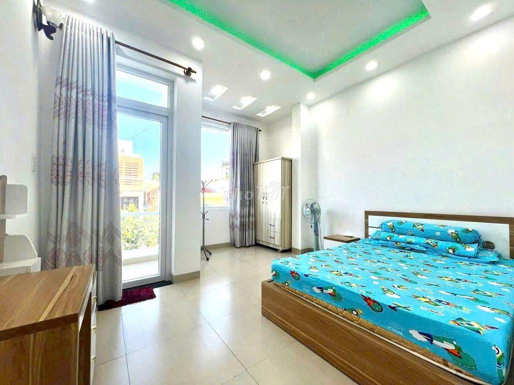 CHO THUÊ NHÀ NGUYÊN CĂN KHU BÀN CỜ TRUNG TÂM  GIÁ 20 TRIỆU/THÁNG