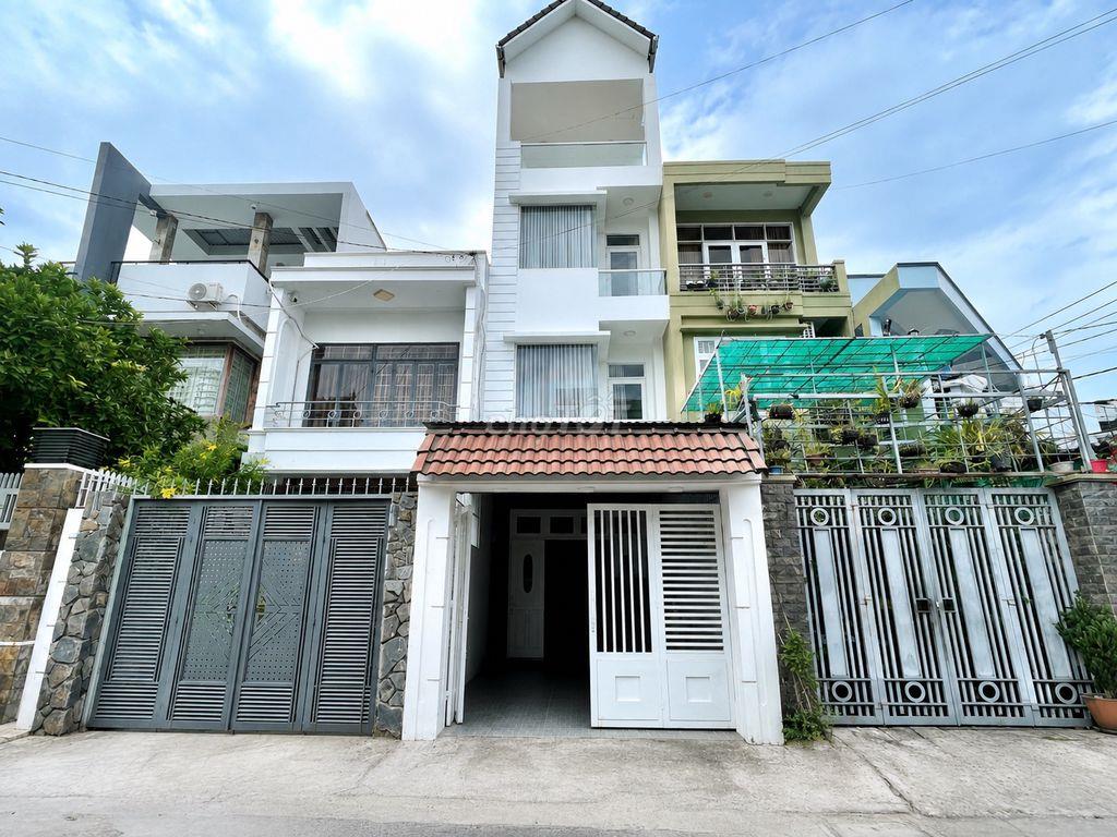 CHO THUÊ NHÀ NGUYÊN CĂN KHU BÀN CỜ TRUNG TÂM  GIÁ 20 TRIỆU/THÁNG