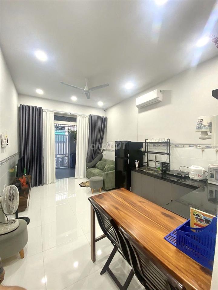 CHO THUÊ NHÀ NGUYÊN CĂN CẤP 4 FULL NỘI THẤT HẺM BẮC NHA TRANG GIÁ 10