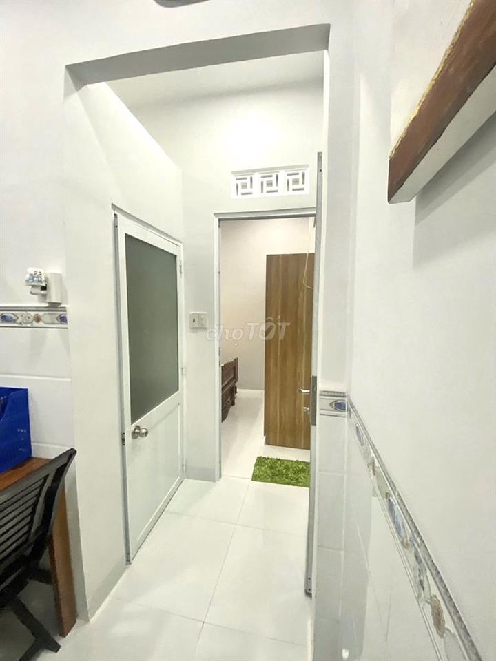 CHO THUÊ NHÀ NGUYÊN CĂN CẤP 4 FULL NỘI THẤT HẺM BẮC NHA TRANG GIÁ 10