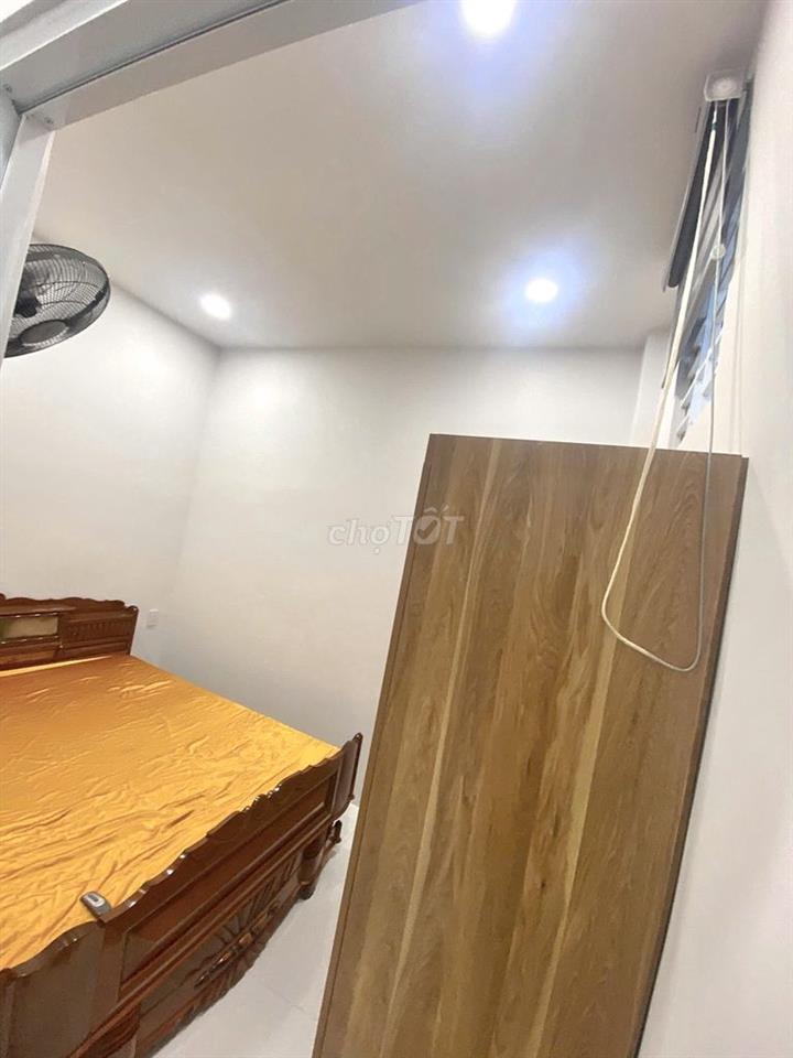 CHO THUÊ NHÀ NGUYÊN CĂN CẤP 4 FULL NỘI THẤT HẺM BẮC NHA TRANG GIÁ 10