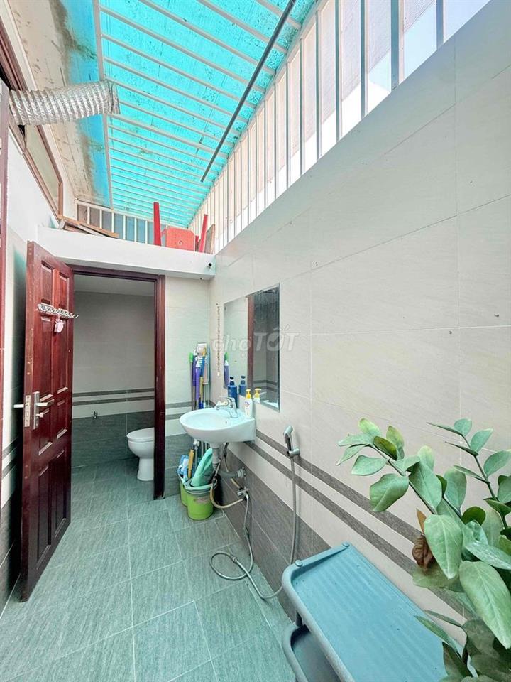 CHO THUÊ NHÀ Ở KĐT HÀ QUANG 2 GIÁ 30 TRIỆU/THÁNG