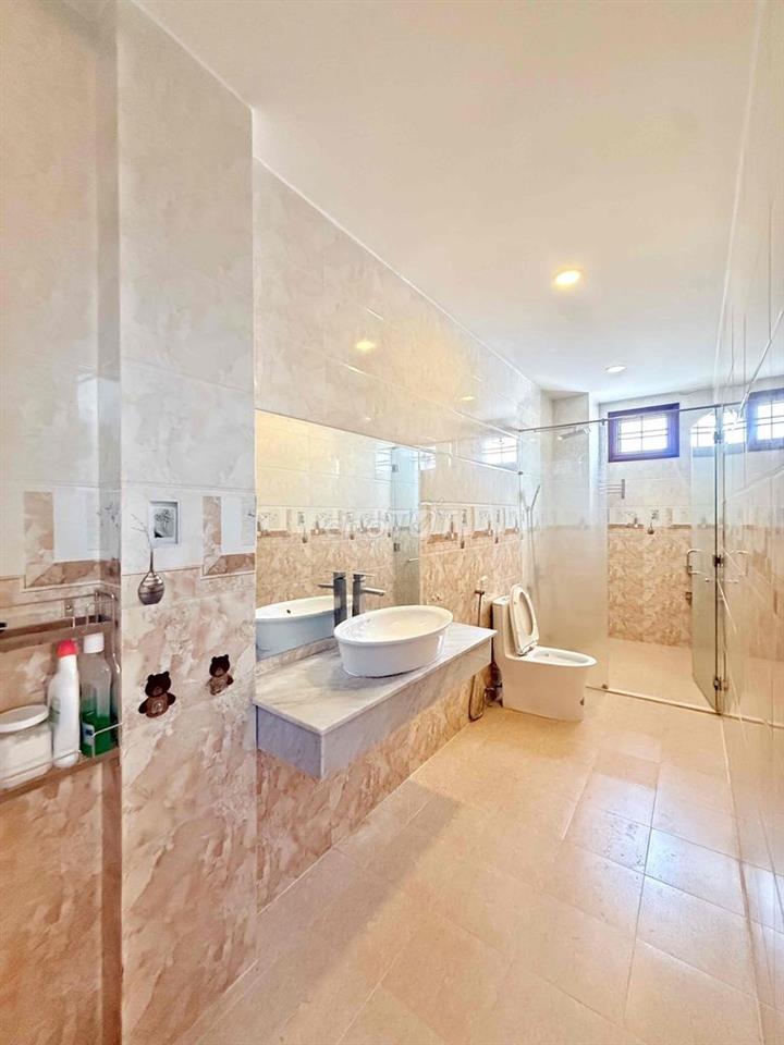 CHO THUÊ NHÀ Ở KĐT HÀ QUANG 2 GIÁ 30 TRIỆU/THÁNG