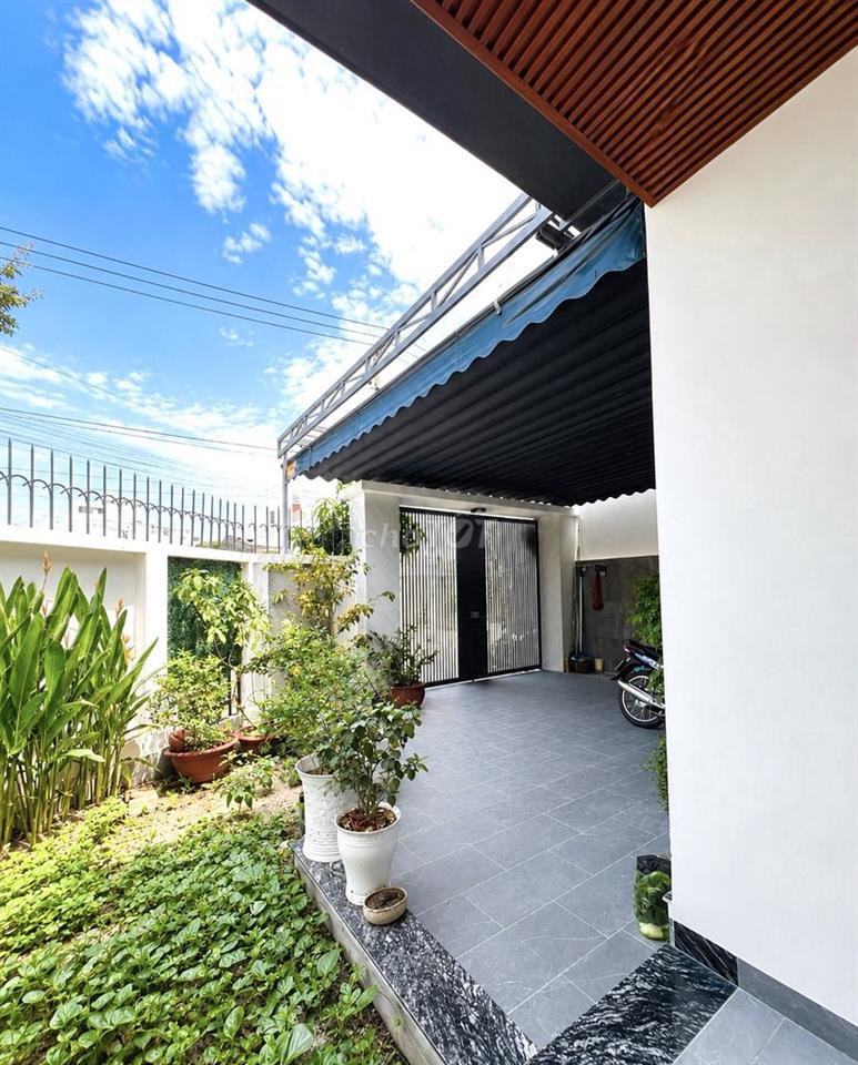🏡 CHO THUÊ VILLA SÂN VƯỜN 3 PHÒNG NGỦ – HÒN XỆN, BẮC NHA TRANG