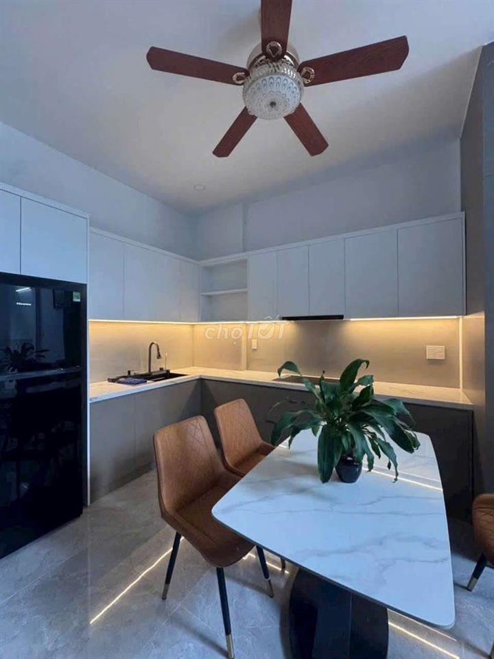 Cho thuê nhà mới mặt Hòn Xện - Bắc Nha Trang