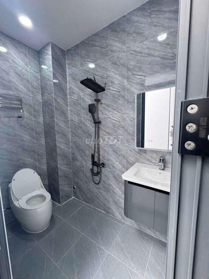 Cho thuê nhà mới mặt Hòn Xện - Bắc Nha Trang