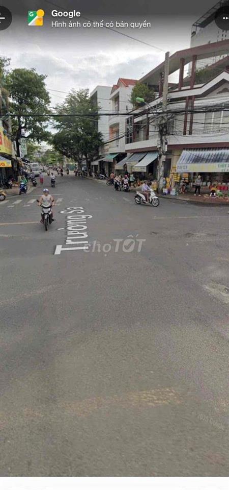 Chính Chủ Cần Bán Căn Nhà Mặt Tiền Chợ Bình Tân lớn nhất Nha Trang