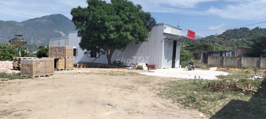 Cho thuê mặt bằng, nhà xưởng