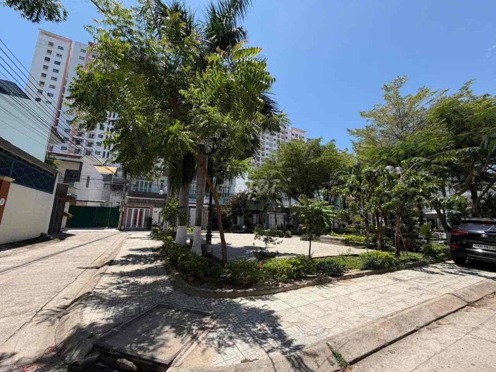 BÁN LÔ ĐẤT ĐẸP ĐỐI DIỆN CÔNG VIÊN