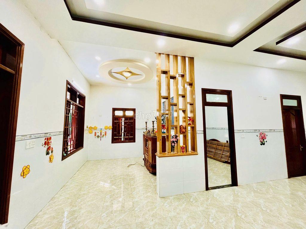 Cho thuê nhà TT Diên Khánh - 170m2