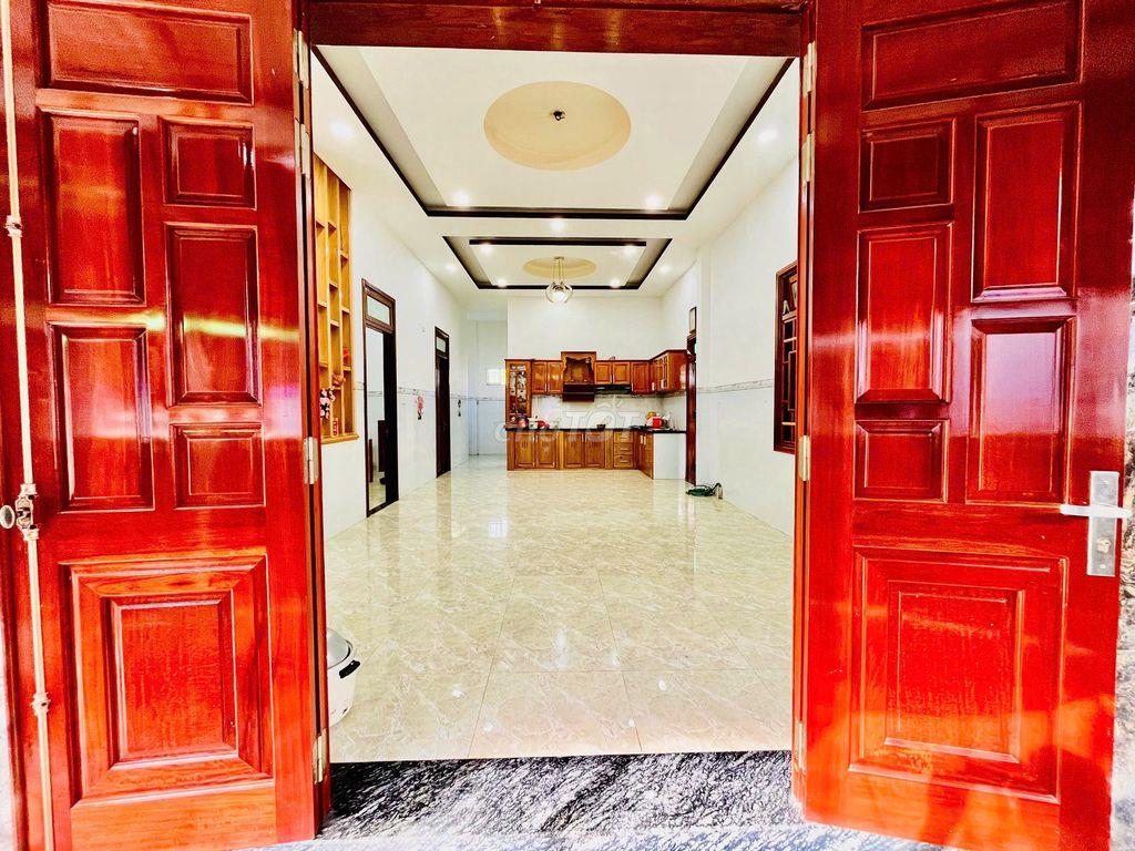 Cho thuê nhà TT Diên Khánh - 170m2