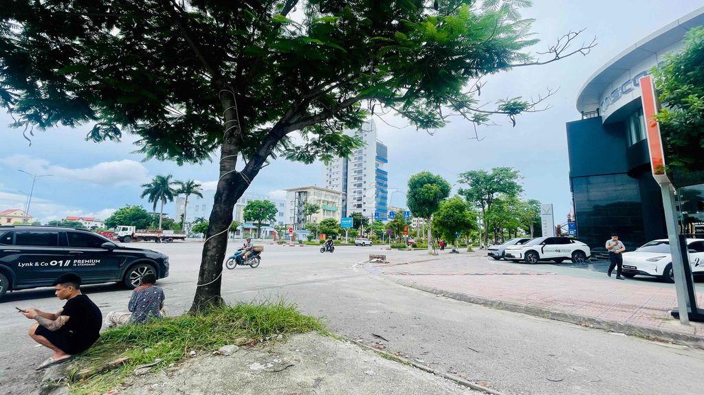 bán nhà Lê Hồng Phong 50m lô góc 2 mặt thoáng oto đỗ cạnh nhỉnh 3t