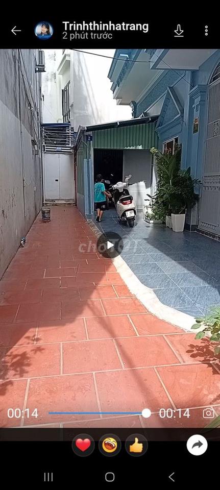 Bán đất tặng nhà