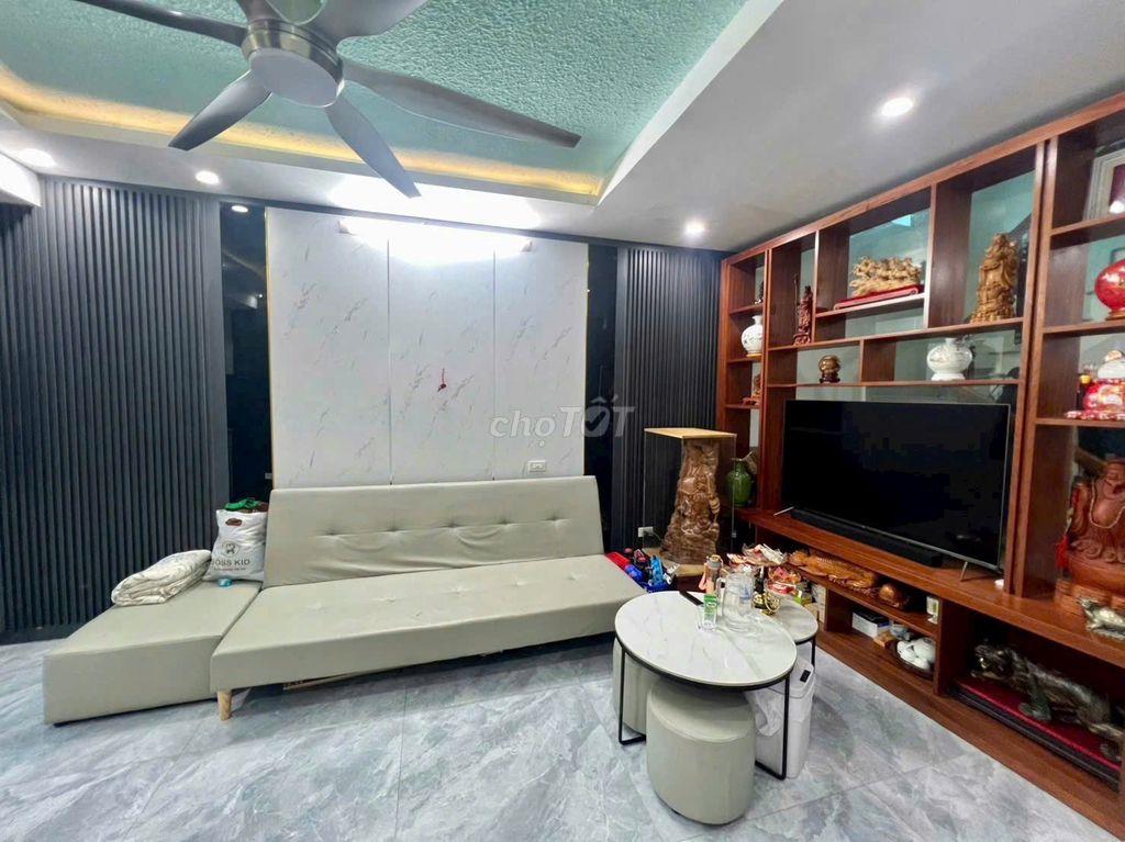 Chính chủ bán nhà mặt ngõ Trung Lực