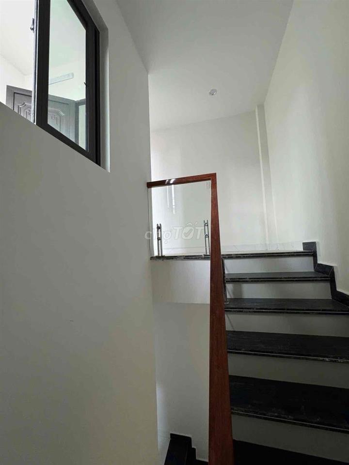 Bán nhà 3 tầng xây mới độc lập