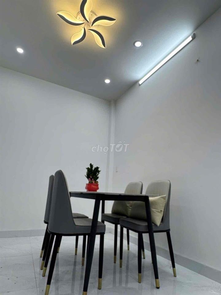 Bán nhà 3 tầng xây mới độc lập