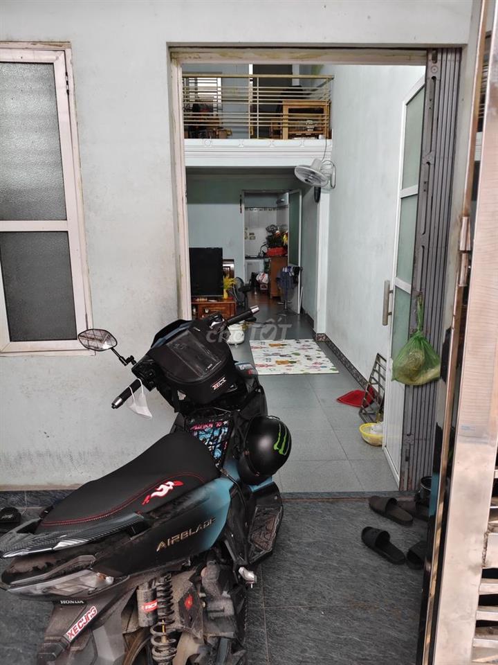 Nhà bán gấp ở cát bi 45m2 ngõ thông không lụt lội 