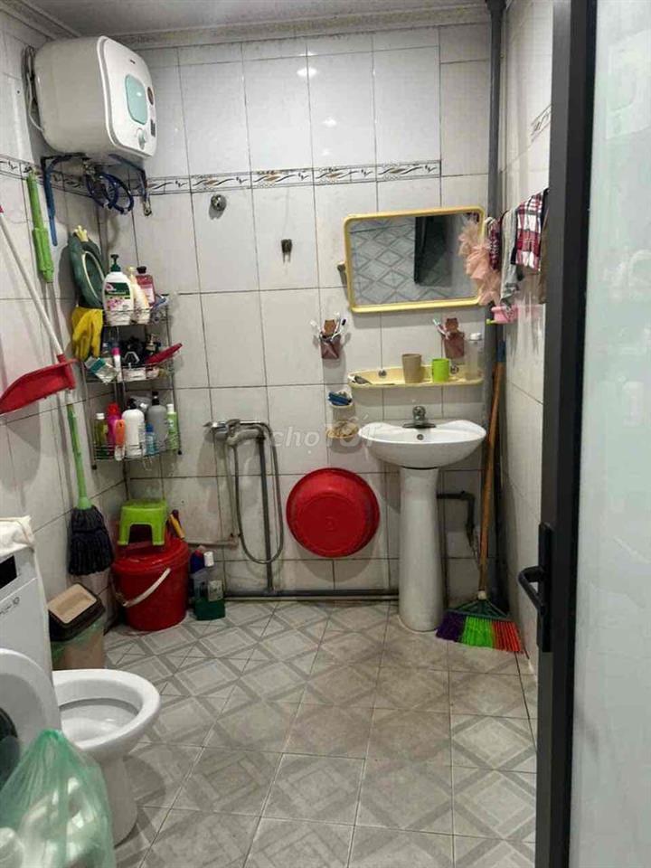 chính chủ cần bán nhà dt 30m2