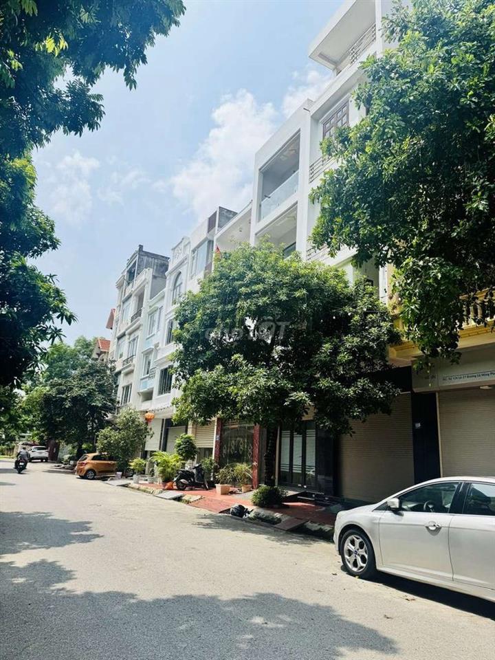 Cho thuê nhà tại lô 27 Lê Hồng Phong .Giá thuê 11 tr/ tháng 