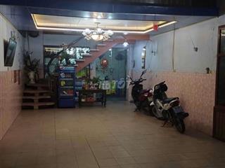 cần cho thuê nhà diện tích lớn mặt đường ô tô tránh